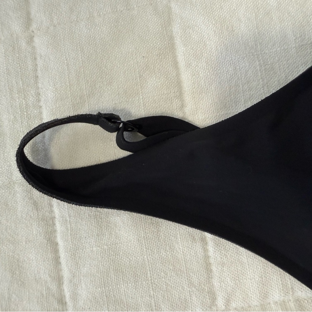 Wolford 34c bra